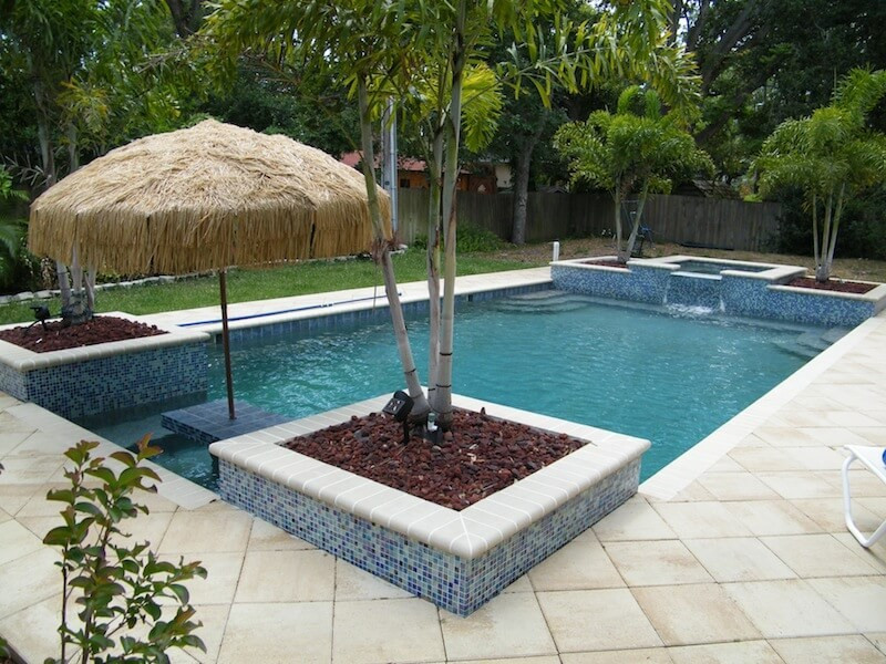 150 - Classic Pool with Raised Spa, Planters, and Table and Benches