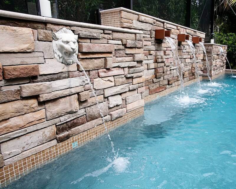 033 - Lion Head Scuppers