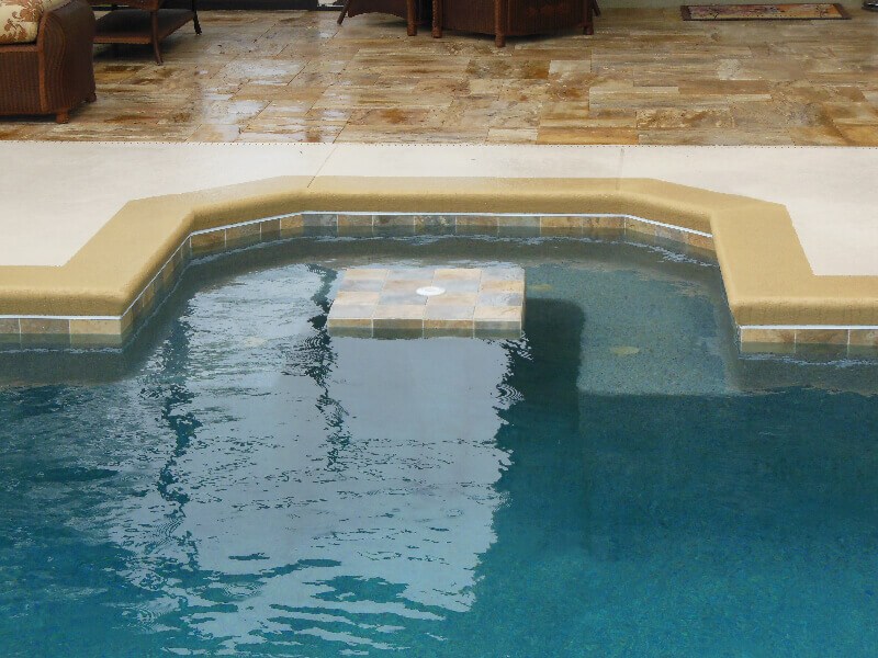 037 - Table and Benches