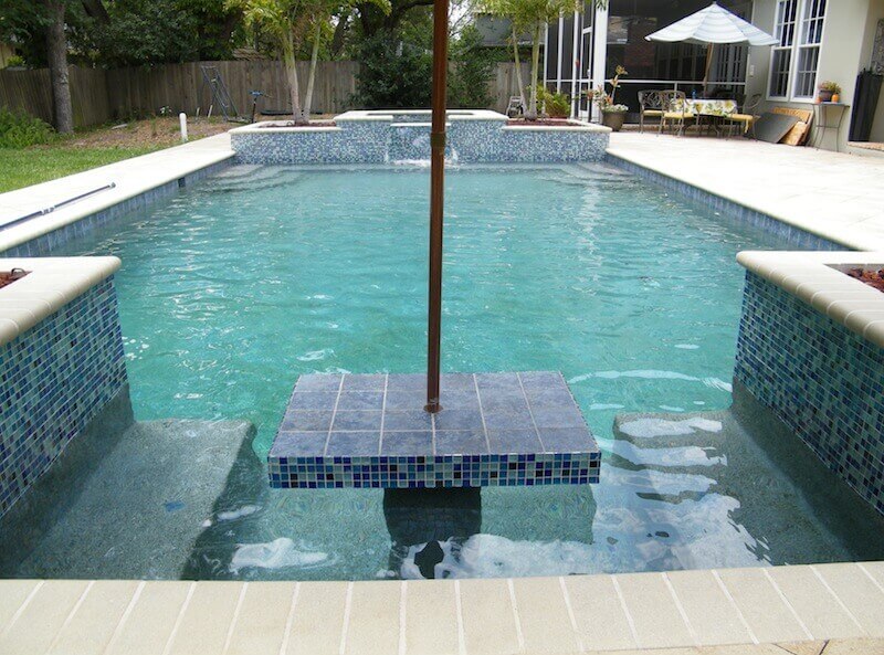 045 - Geometric Pool with Table and Benches