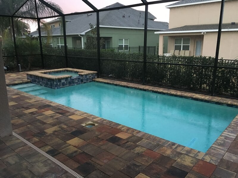 1013 - Classic Pool and Spa