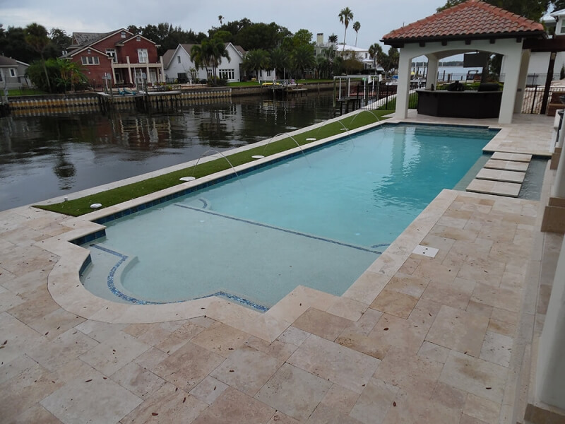 1021 - Classic Sunshelf Pool