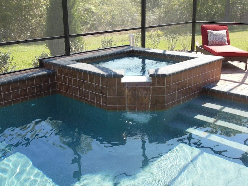 18 - Raised Square Spa with Spillway