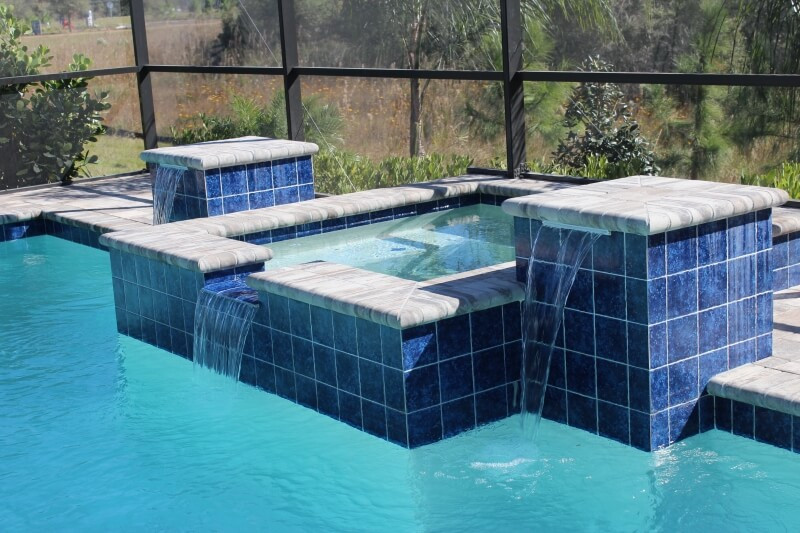 3006 - Raised Spa with Sheer Descents