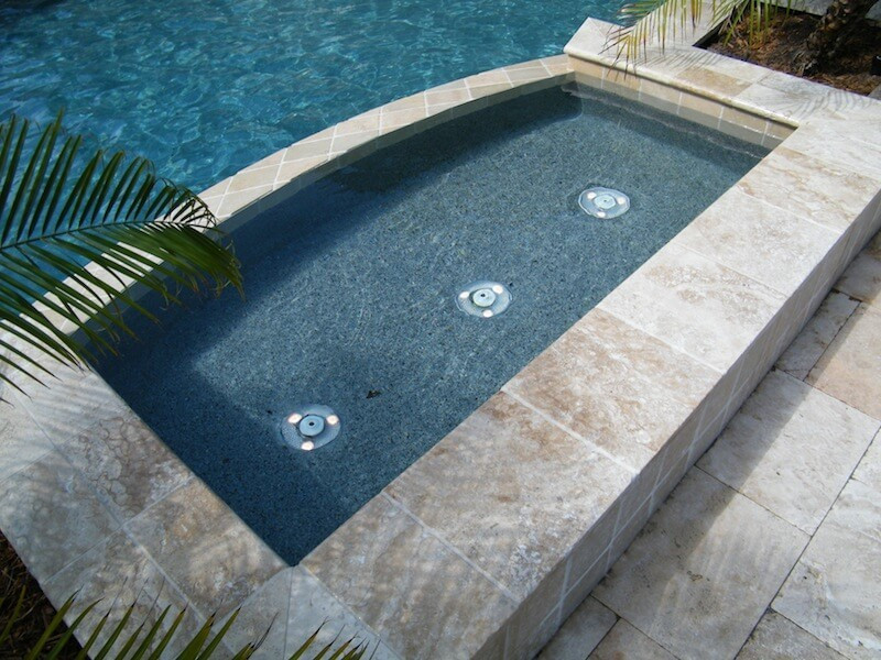 3013 - Bubbler Spa
