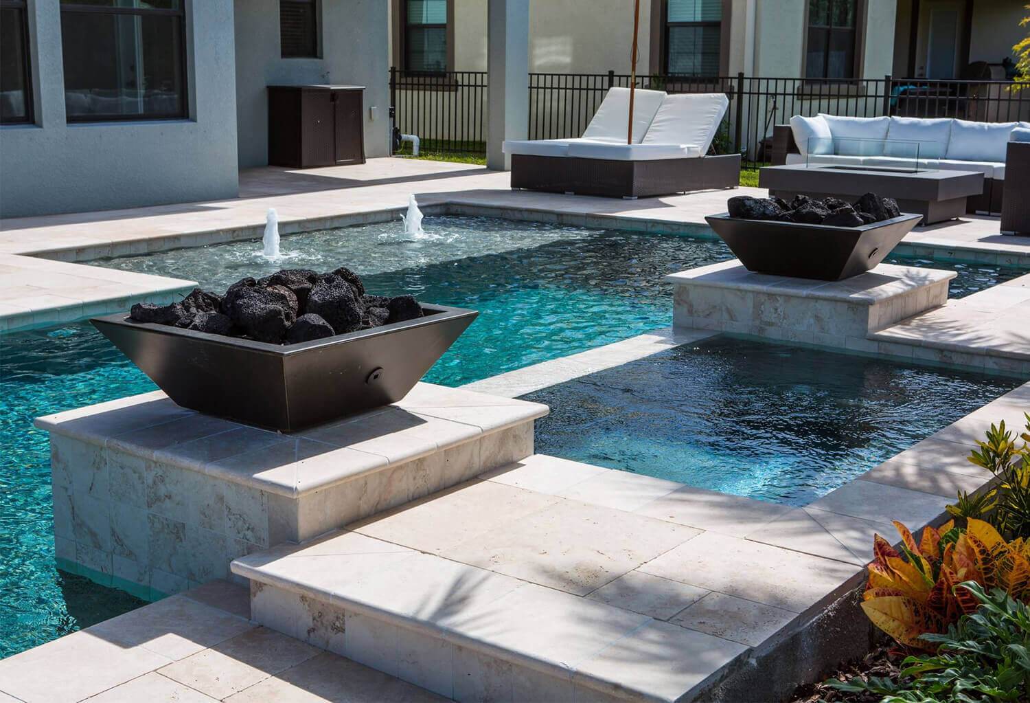 4 Signs You Need a Pool Remodel