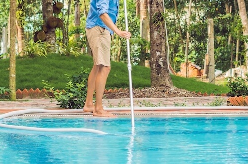 How Florida Homeowners Can Avoid Common Issues With Saltwater Pools